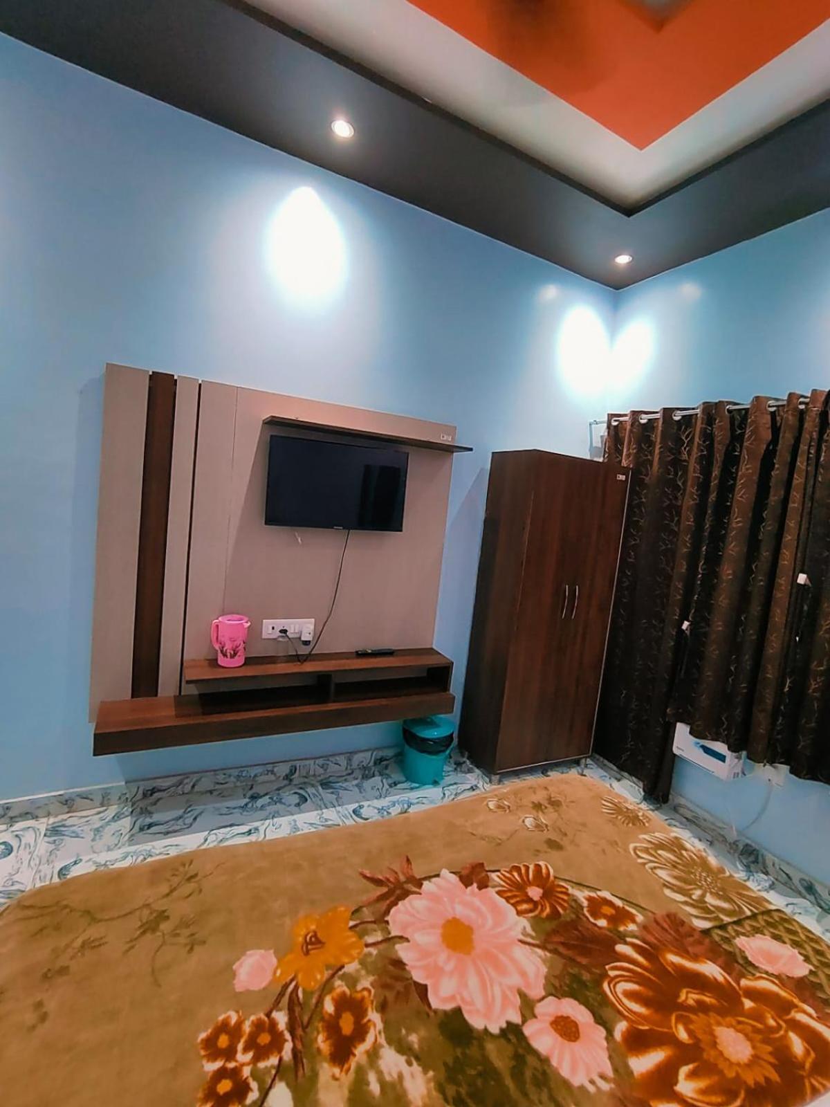 Kaka Guest House Ayodhya Exteriör bild